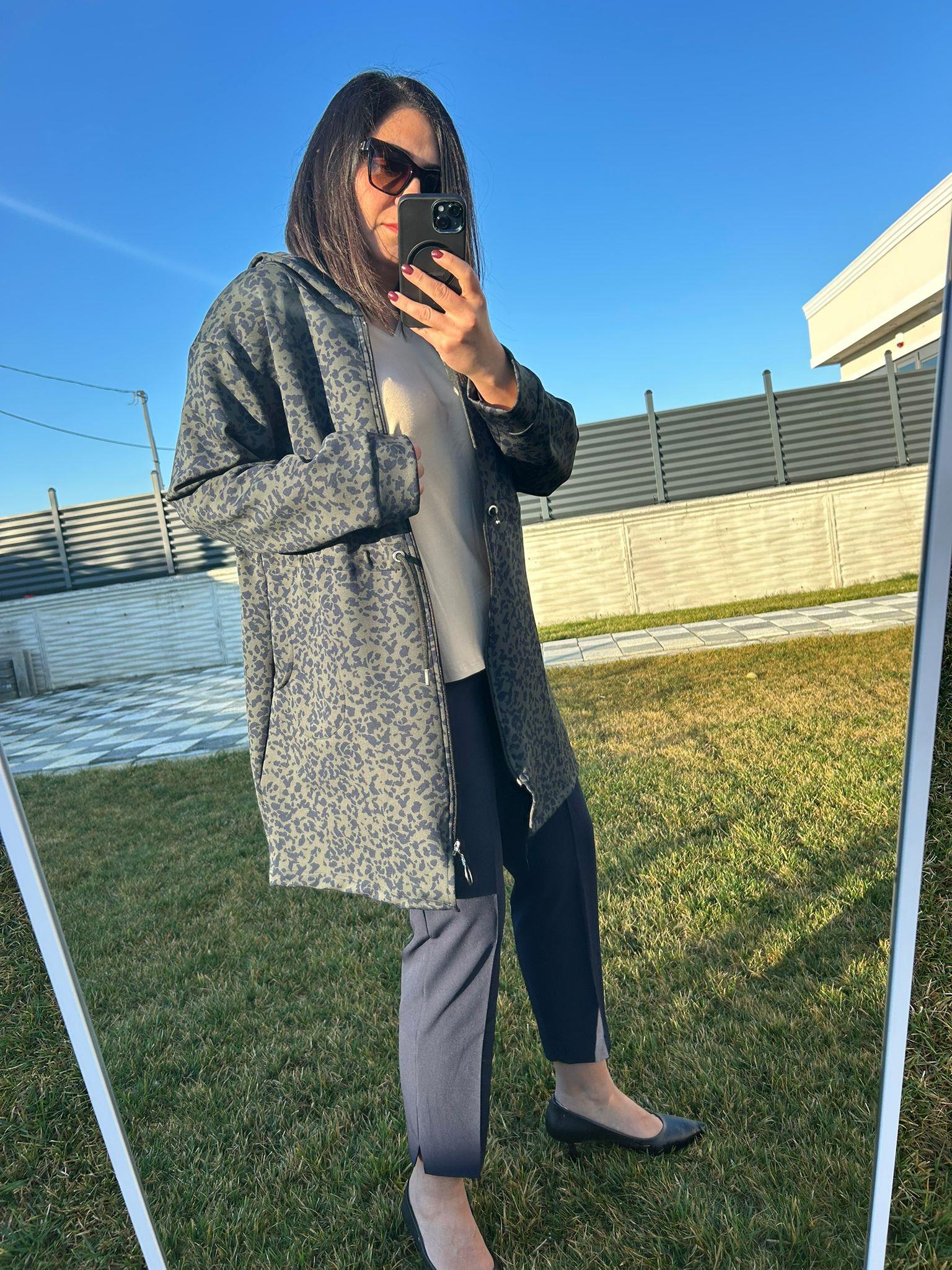 Lacivert Fermuarlı Yağmurluk Hırka - BGC04