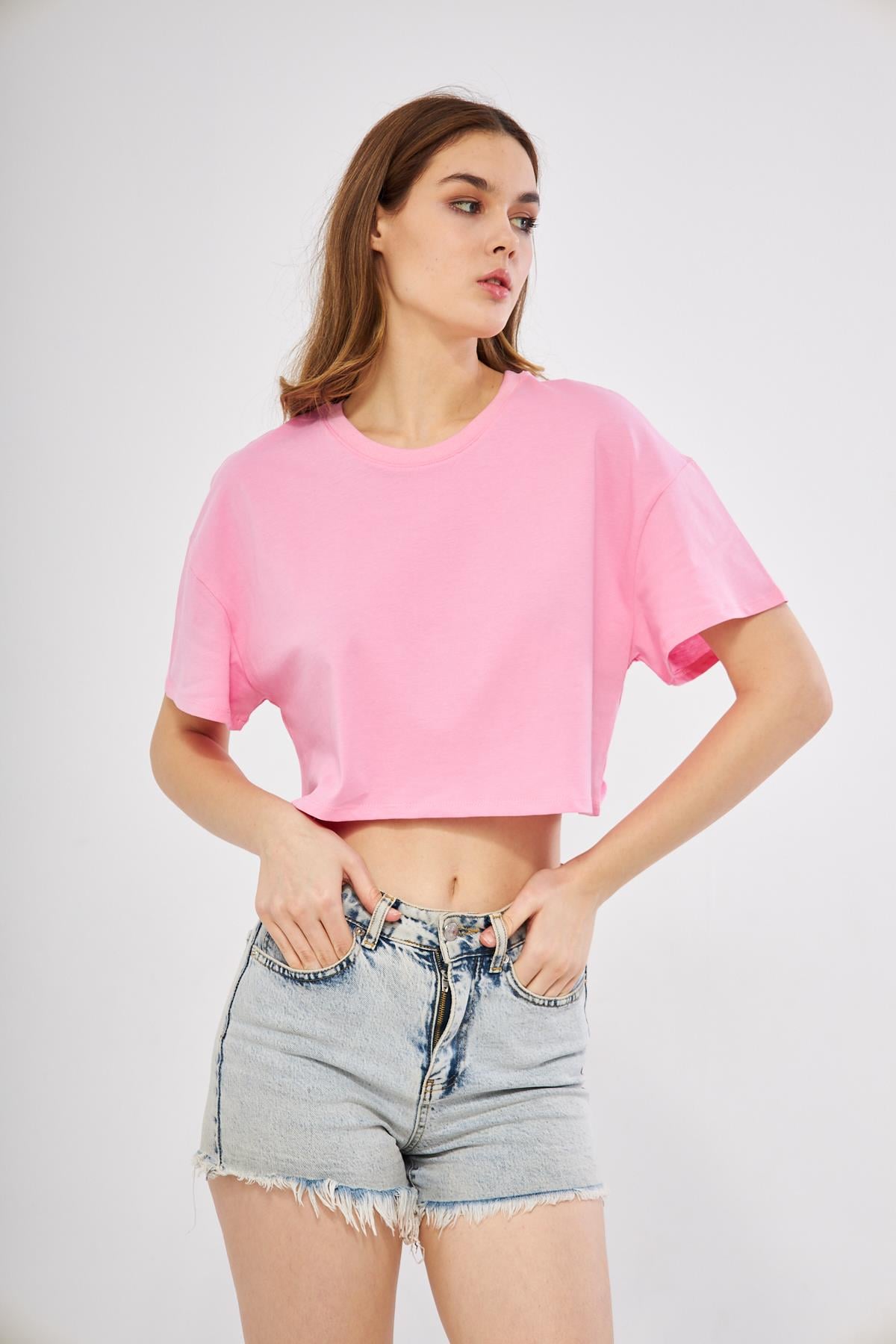 Oversize Pembe Crop Tişört