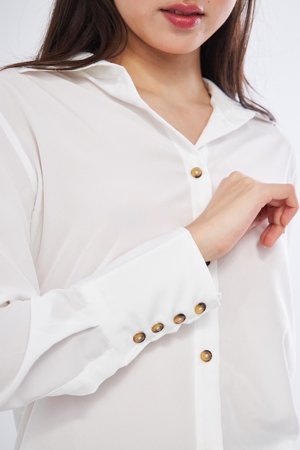 Şık Kadın Gömlek