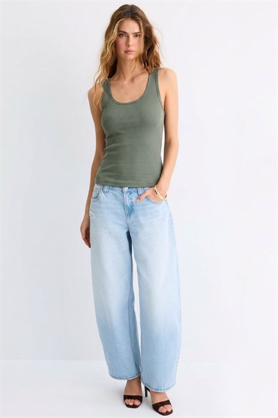 Fitilli Fitted Ön ve Arka U Yaka Askılı Tişört