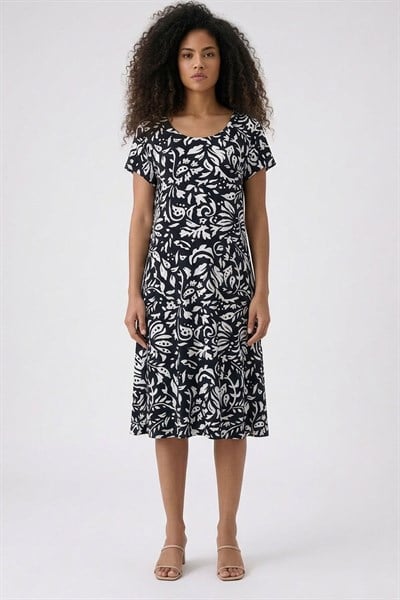 Dökümlü Rahat Kalıp Günlük Penye Kumaş Elbise