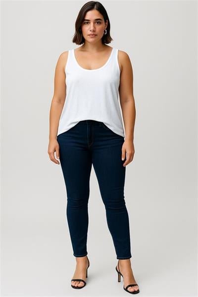 A Kesim Büyük Beden Pamuklu Kalın Askılı Atlet Tişört