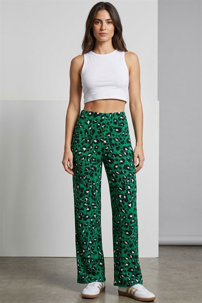 Rahat Kalıp Yüksek Bel Bol Paça Viskon Karışım Kadın Pantolon