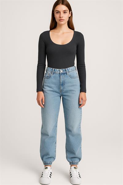 Uzun Kollu Kayık Yaka Ribanalı Bluz