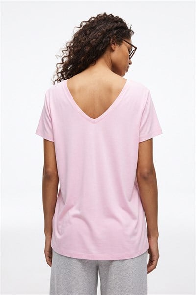 Ön ve Arka V Yaka Basic Viskon Karışımlı Tişört