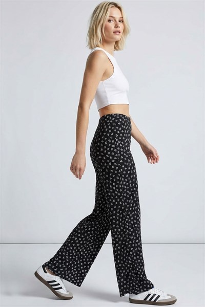 Rahat Kalıp Yüksek Bel Bol Paça Viskon Karışım Kadın Pantolon