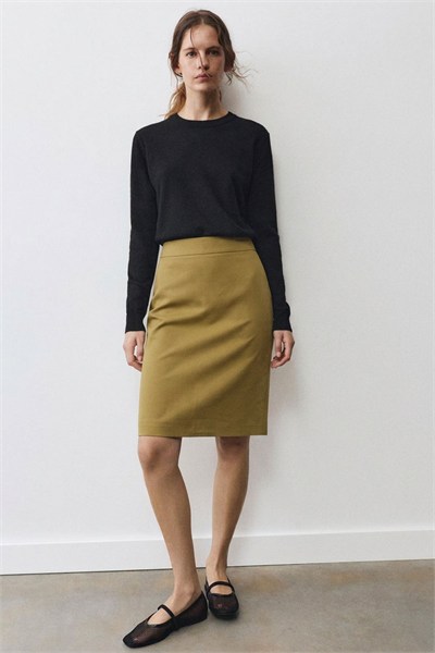 Kadın Düz Renk Midi Kalem Etek