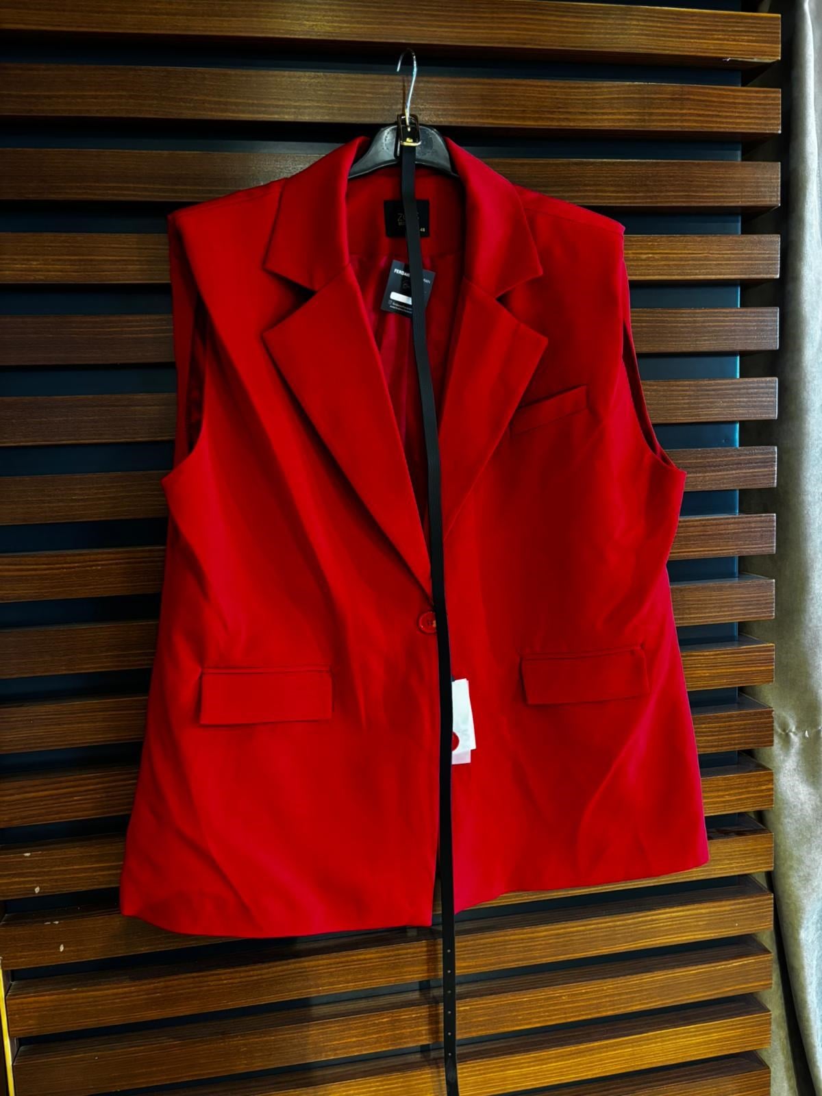 Büyük Beden Vatkalı Kemerli Düğme Detay Kadın Blazer Yelek - Kırmızı 