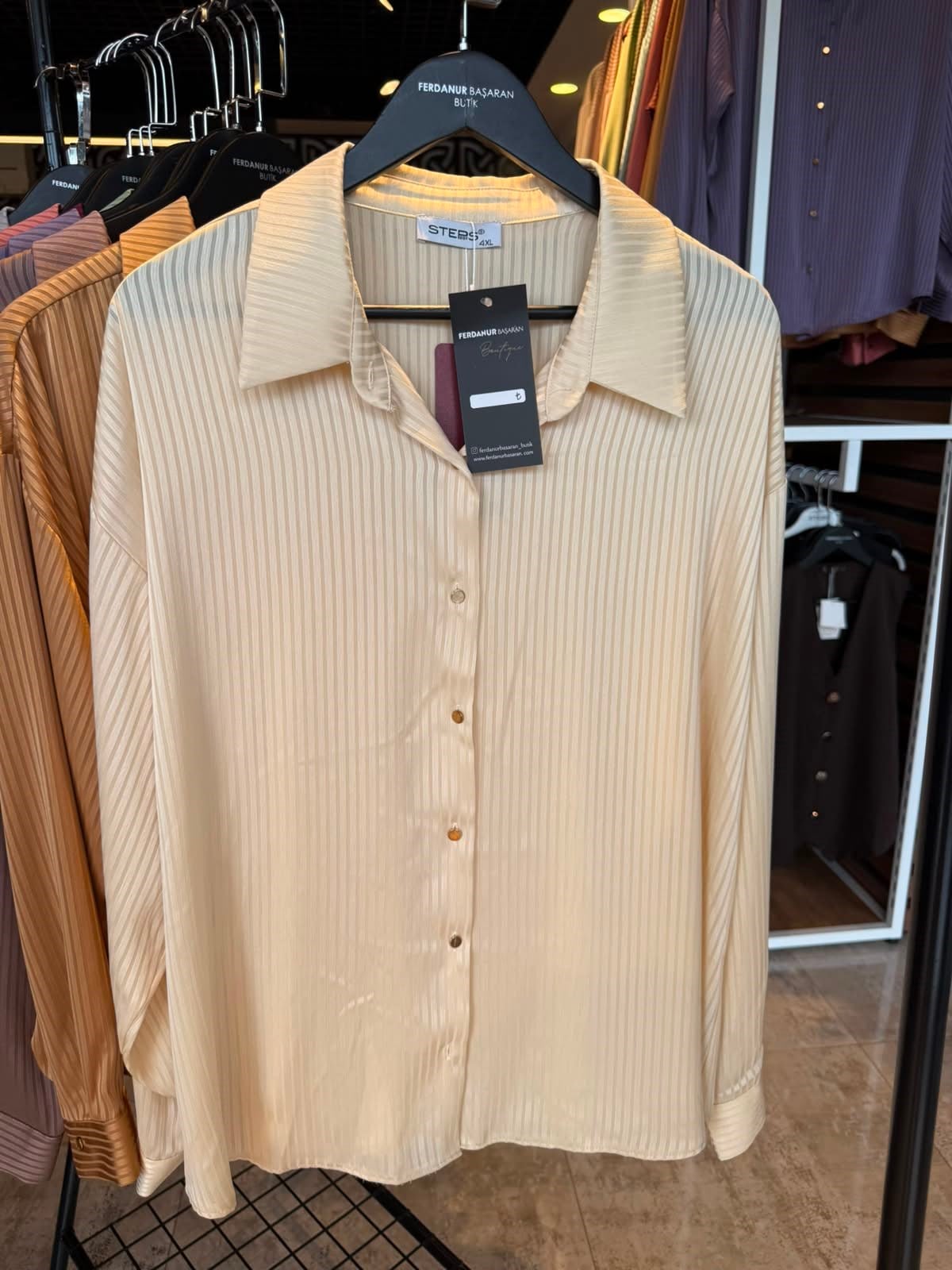 Oversize Çizgili Gold Düğme Detaylı Kadın Gömlek - Taş 