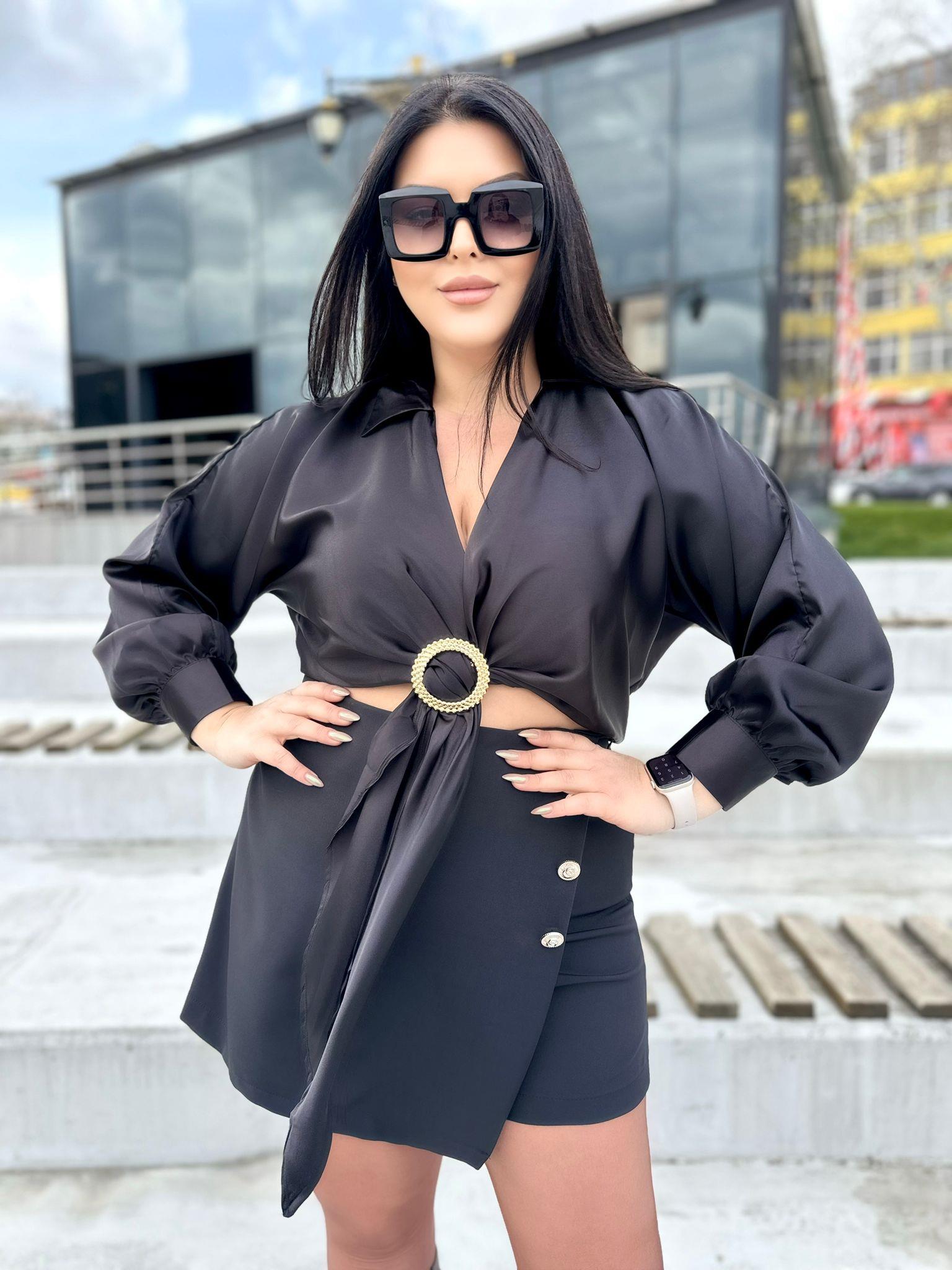 Oversize Gold Toka Detay İtalyan İpek Saten Bluz - Siyah