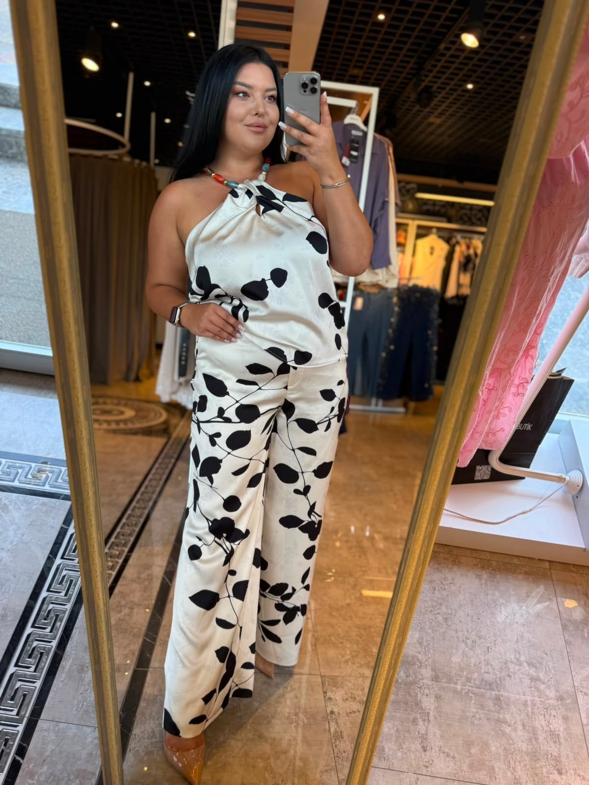 Oversize Halter Yaka Boncuk Detaylı Kadın İkili Takım - Siyah Beyaz 
