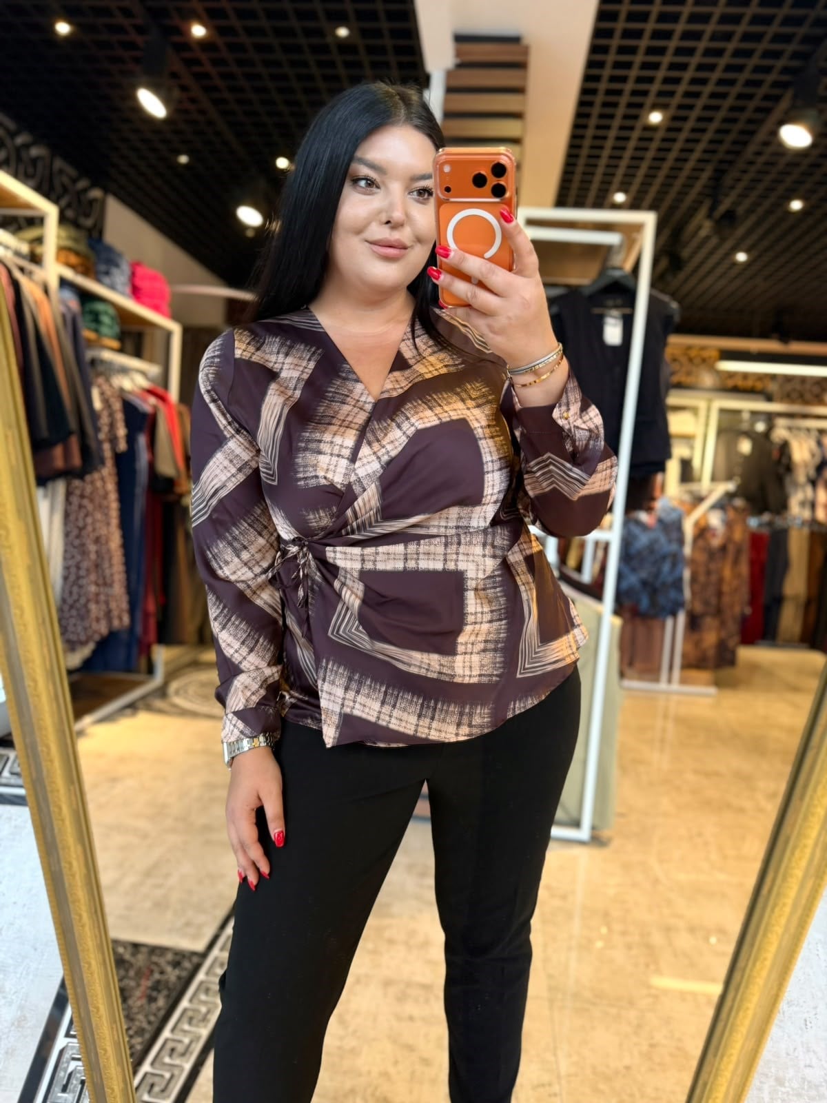 Oversize Kare Desenli Kruvaze Pamuk Saten Kadın Bluz - Bej 