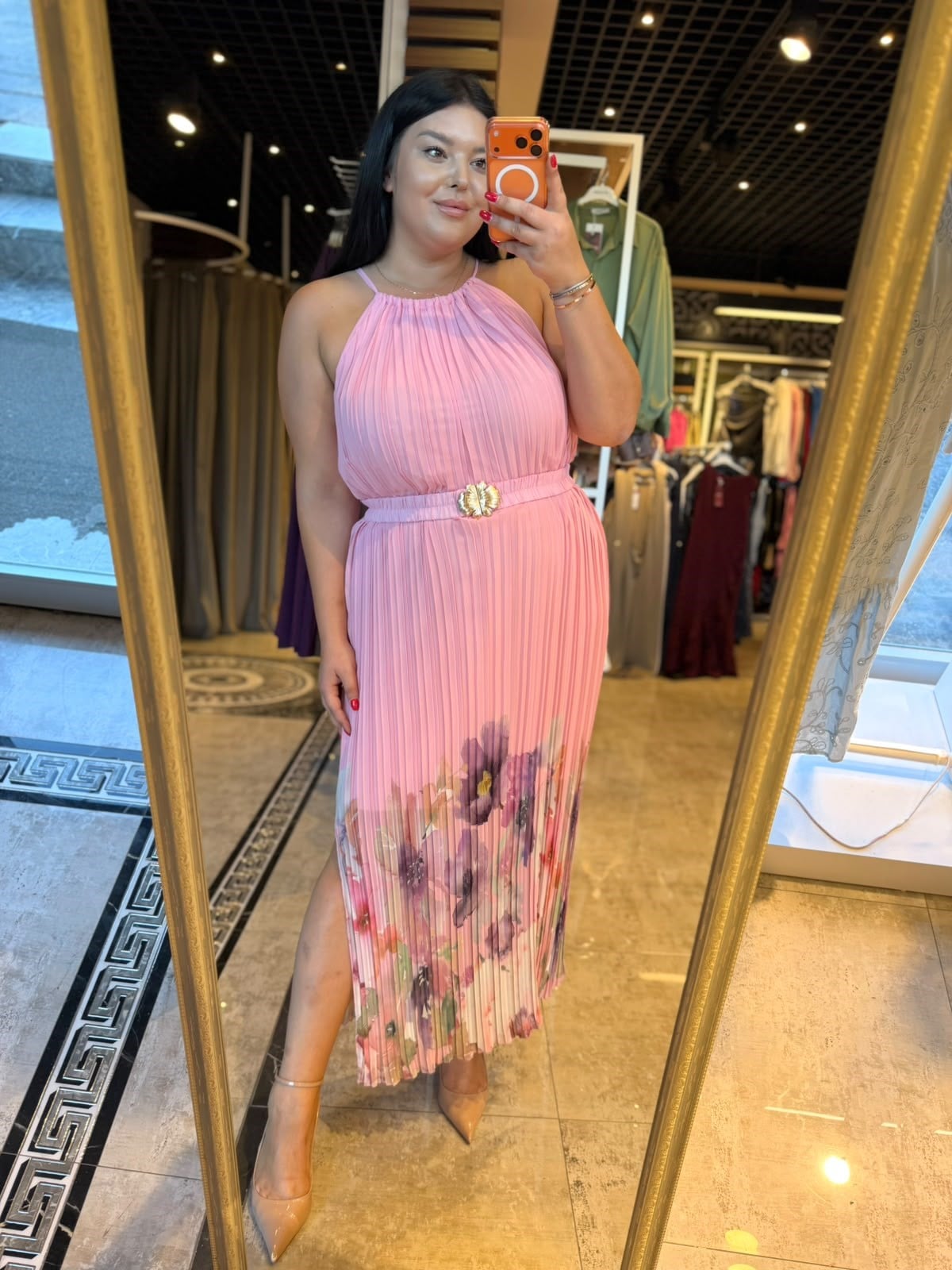 Oversize Pliseli Gold Toka Kemerli Çiçek Desenli Kadın Elbise - Pembe 