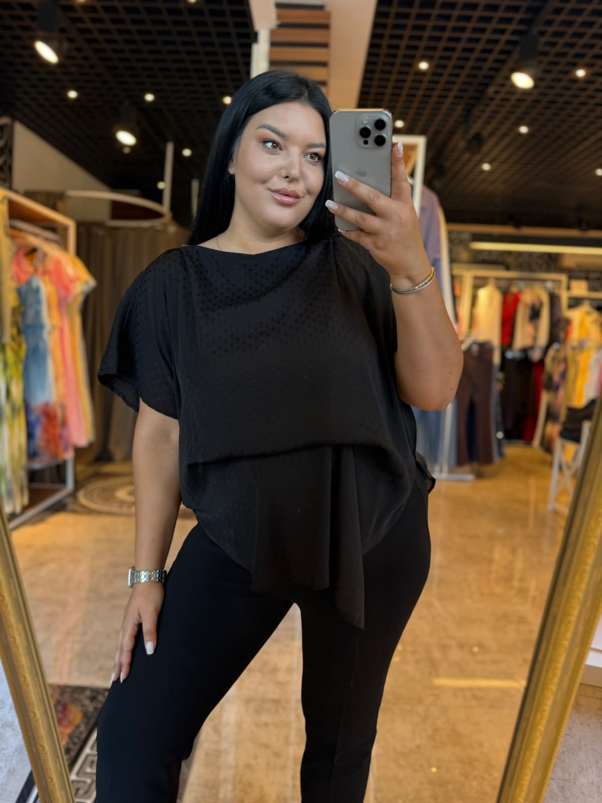 Oversize Puanlı Asimetrik Kadın Bluz - Siyah 