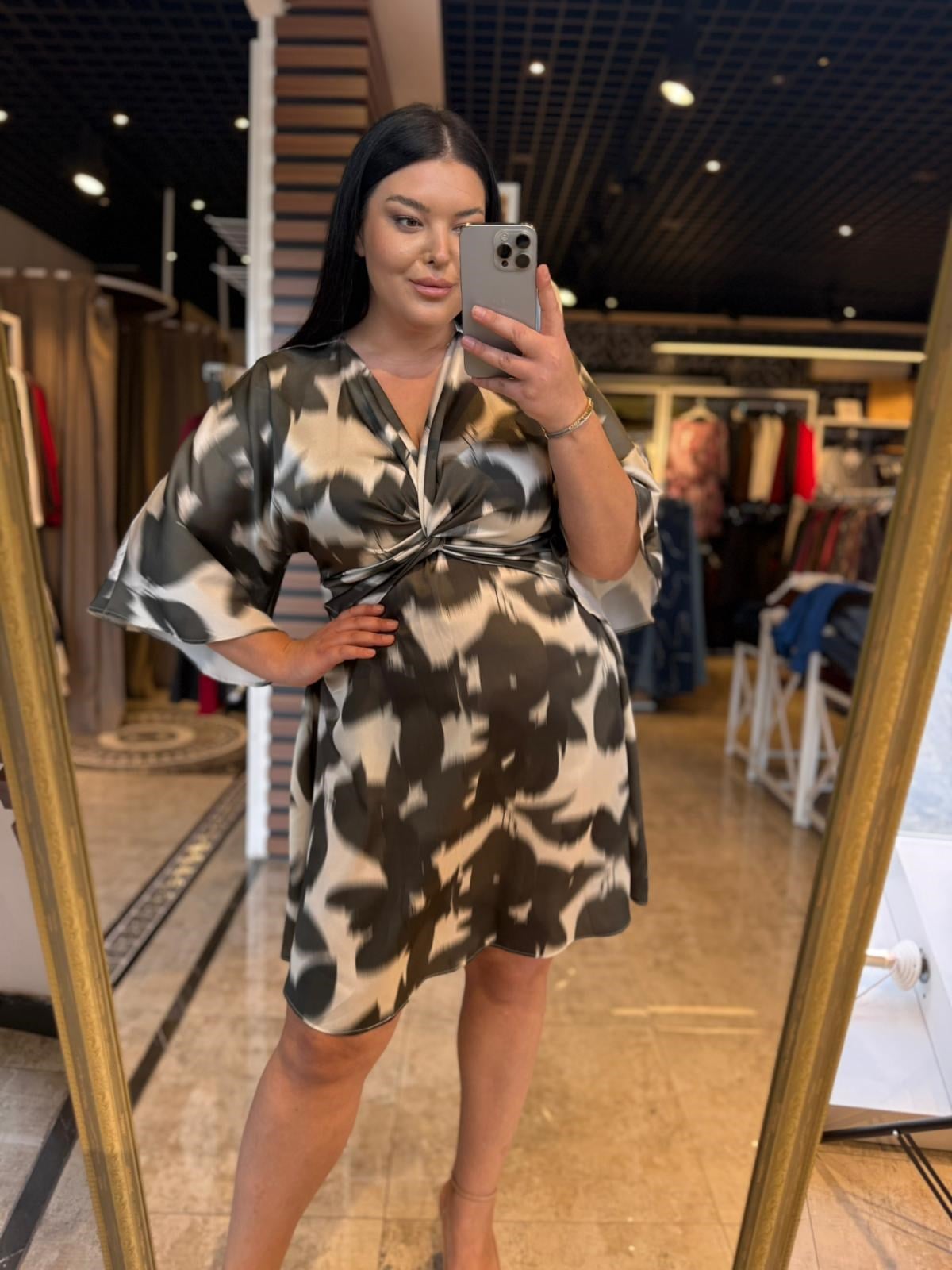 Oversize Saten Kumaş Desenli Kadın Elbise - Yeşil 