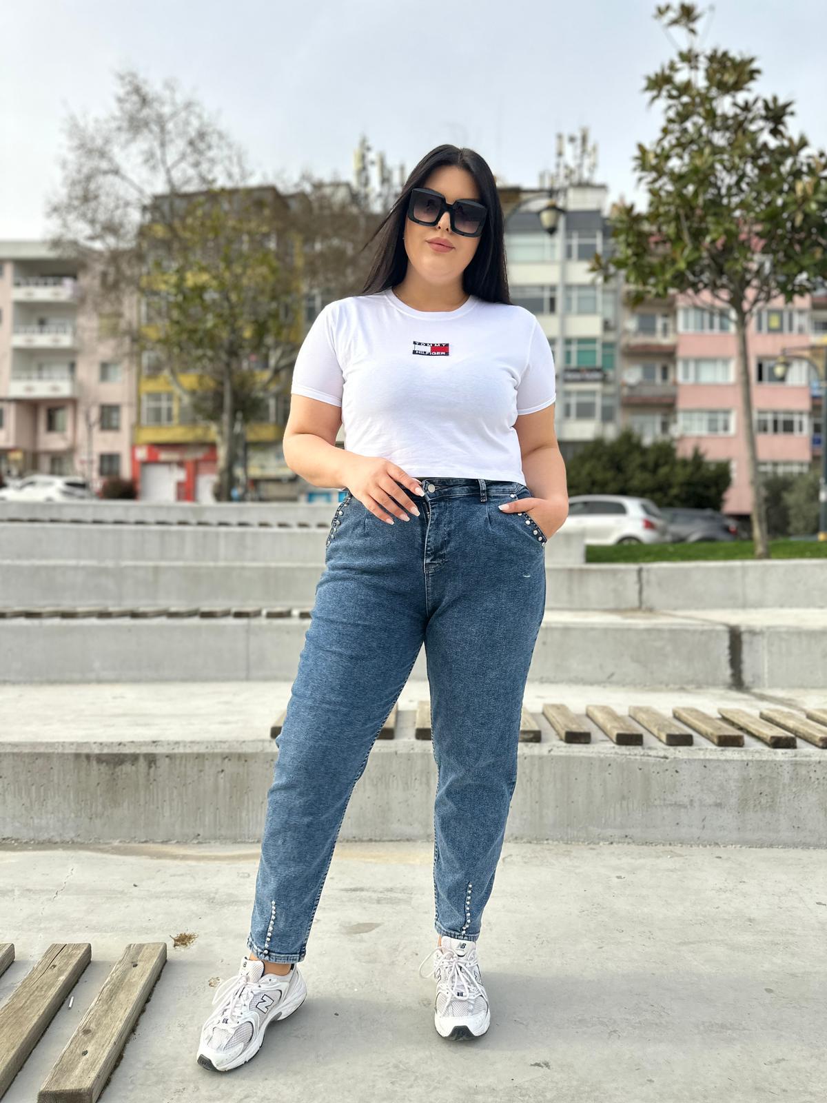 Büyük Beden Gümüş Zımba Detay Kadın Mom Jean - Mavi 