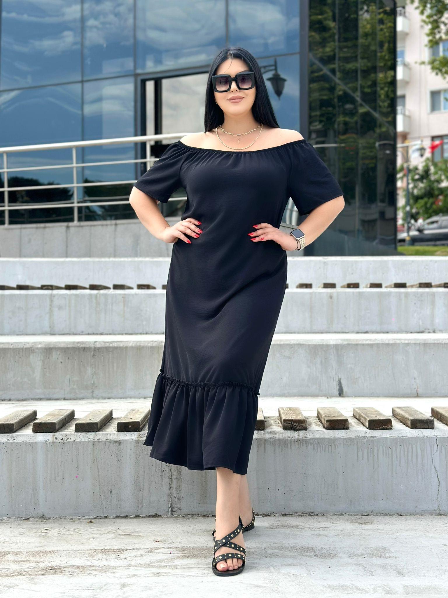 Büyük Beden Madonna Lastik Yaka Kısa Kollu Maxi Boy Elbise - Siyah 