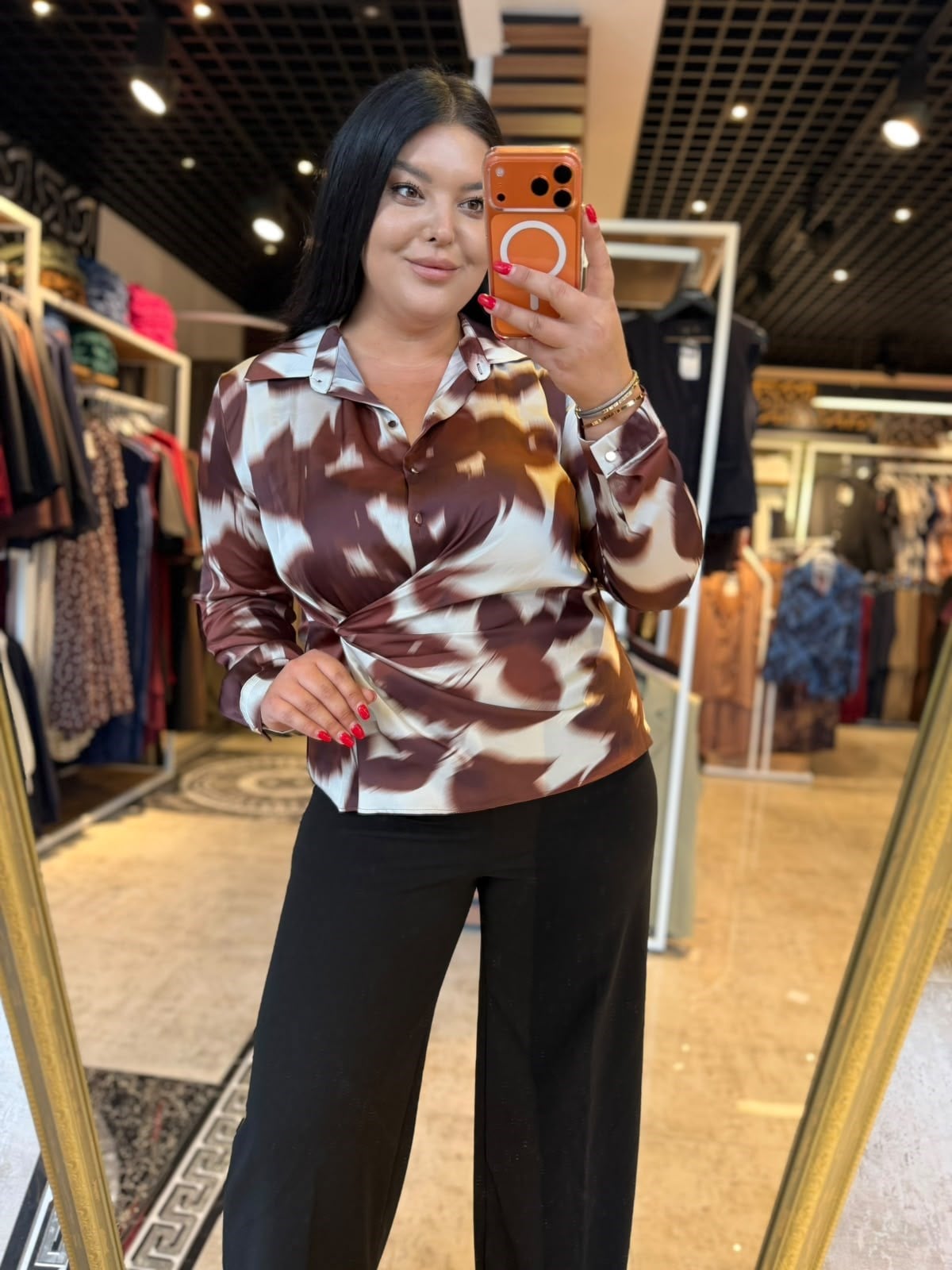 Oversize Batik Desen Önü Düğmeli Kadın Bluz - Kahve 