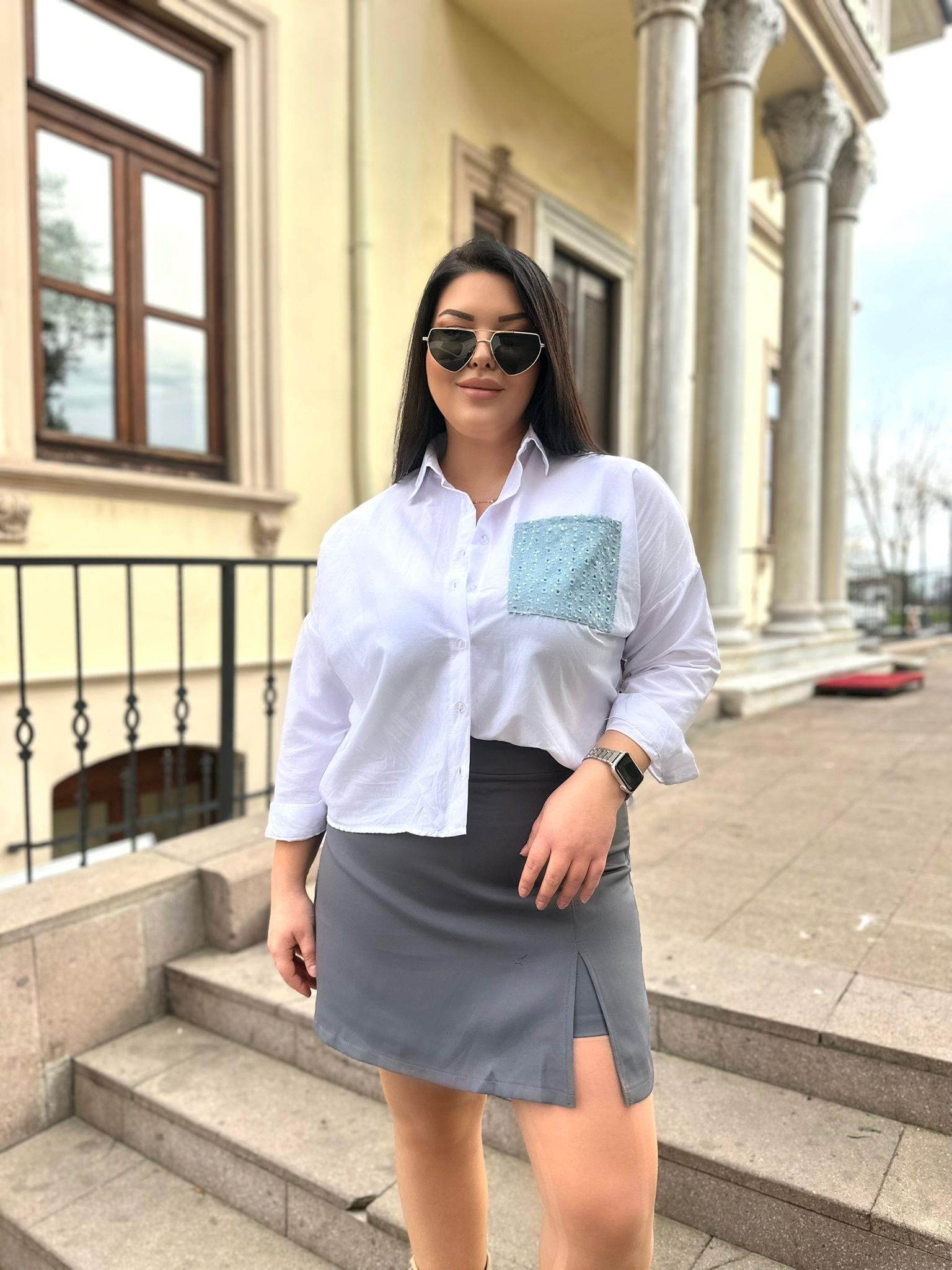 Oversize Cep detaylı Jean Desenli Kadın Gömlek - Beyaz