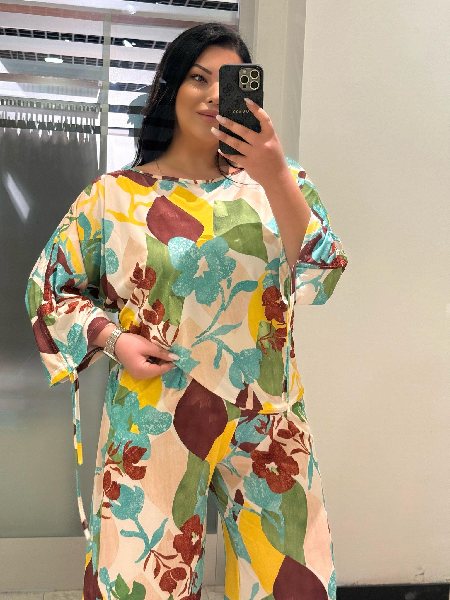 Oversize Çiçek Desenli Kol Büzgülü Buzi Kumaş İkili Takım - Yeşil 