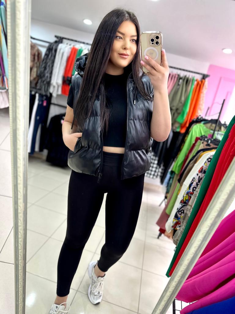 Oversize Deri Fermuarlı Kapüşonlu Kadın Şişme Yelek - Siyah 