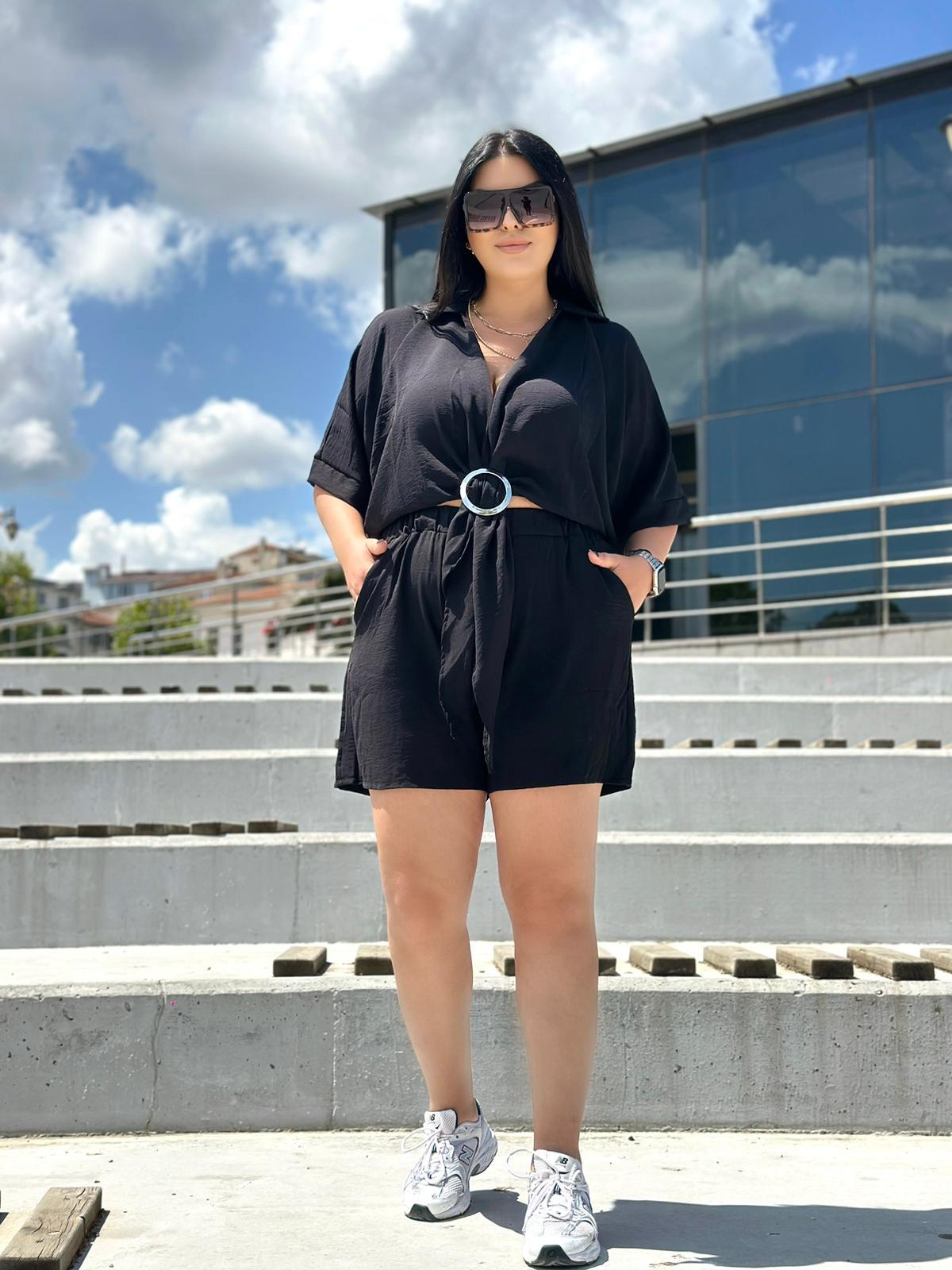 Oversize Gümüş Toka Detay Şortlu Ayrobin Kumaş Kadın İkili Takım -Siyah 