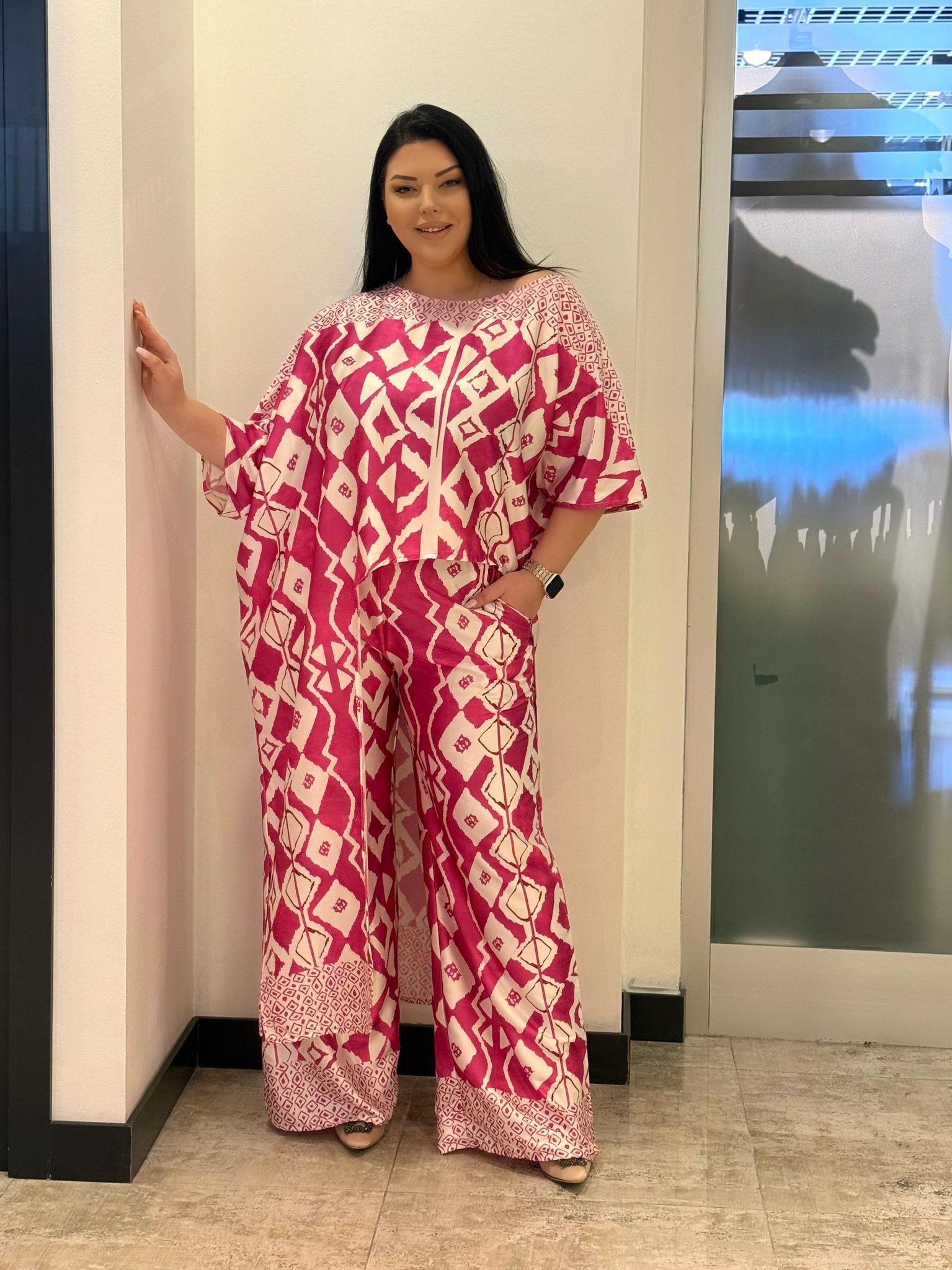 Oversize İtalyan İpek Saten Pembe Desenli Asimetrik İkili Takım - Pembe 