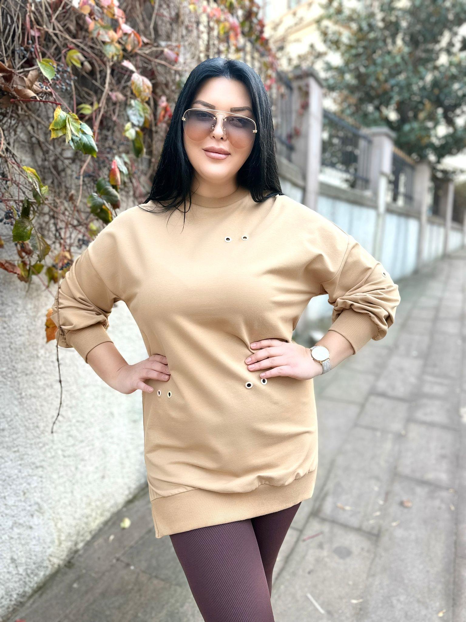 Oversize Pamuk Kumaş Kuş Gözü Detaylı İki İplik Kadın Sweatshirt - Camel
