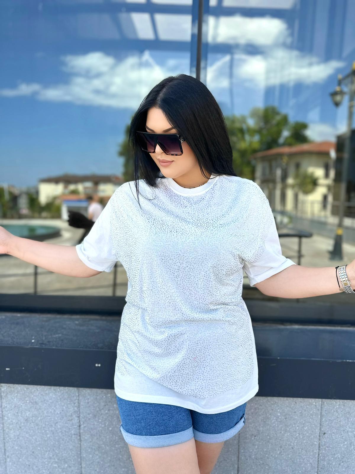 Oversize Pamuklu Taş Detaylı Kadın Tshirt - Beyaz 