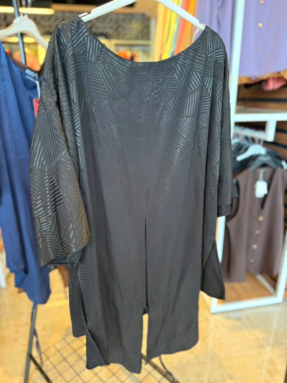 Oversize Üçgen Jakar Bağlamalı Kadın Bluz - Siyah 
