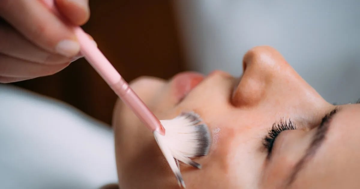 Cilt Lekeleri Yazın Neden Artar? Engellemenin Klinik Olarak Kanıtlanmış 4 Yolu