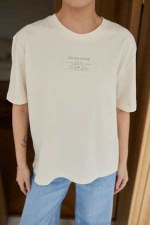 Bej Etiket Baskı Detaylı Bisiklet Yaka T-Shirt