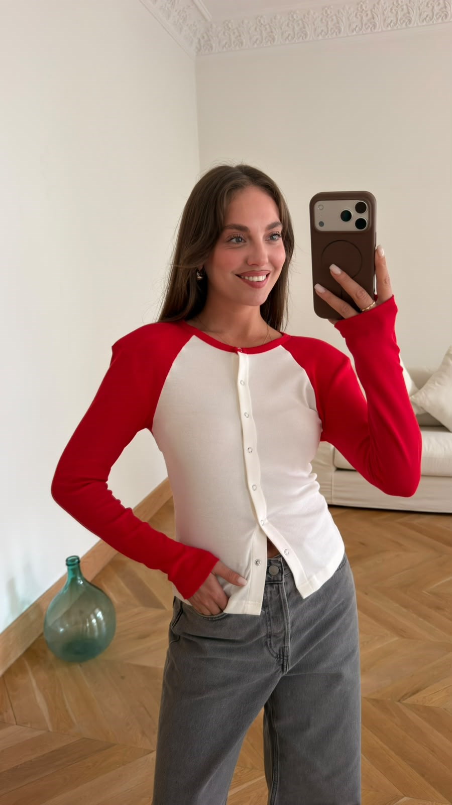 Beyaz-Kırmızı Vatkalı Çıt Çıt Detaylı Renk Geçişli SweatShirt