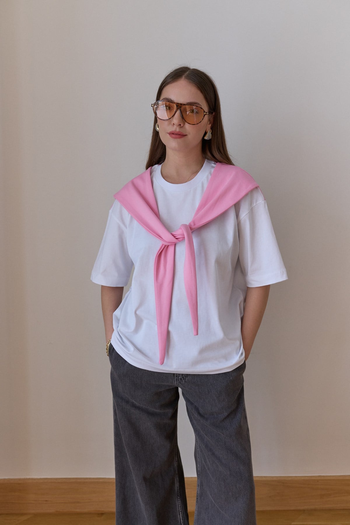 Beyaz-Pembe Kendinden Bağlama Detaylı Oversize T-Shirt
