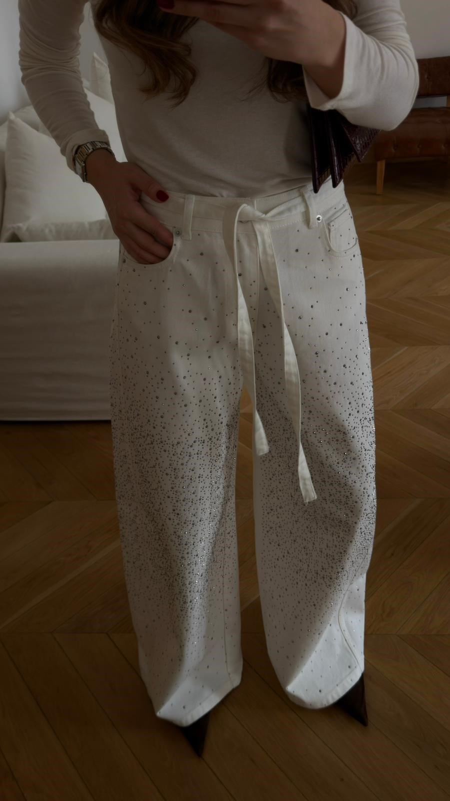 Ekru Taş Baskılı Kuşaklı Jean Pantolon