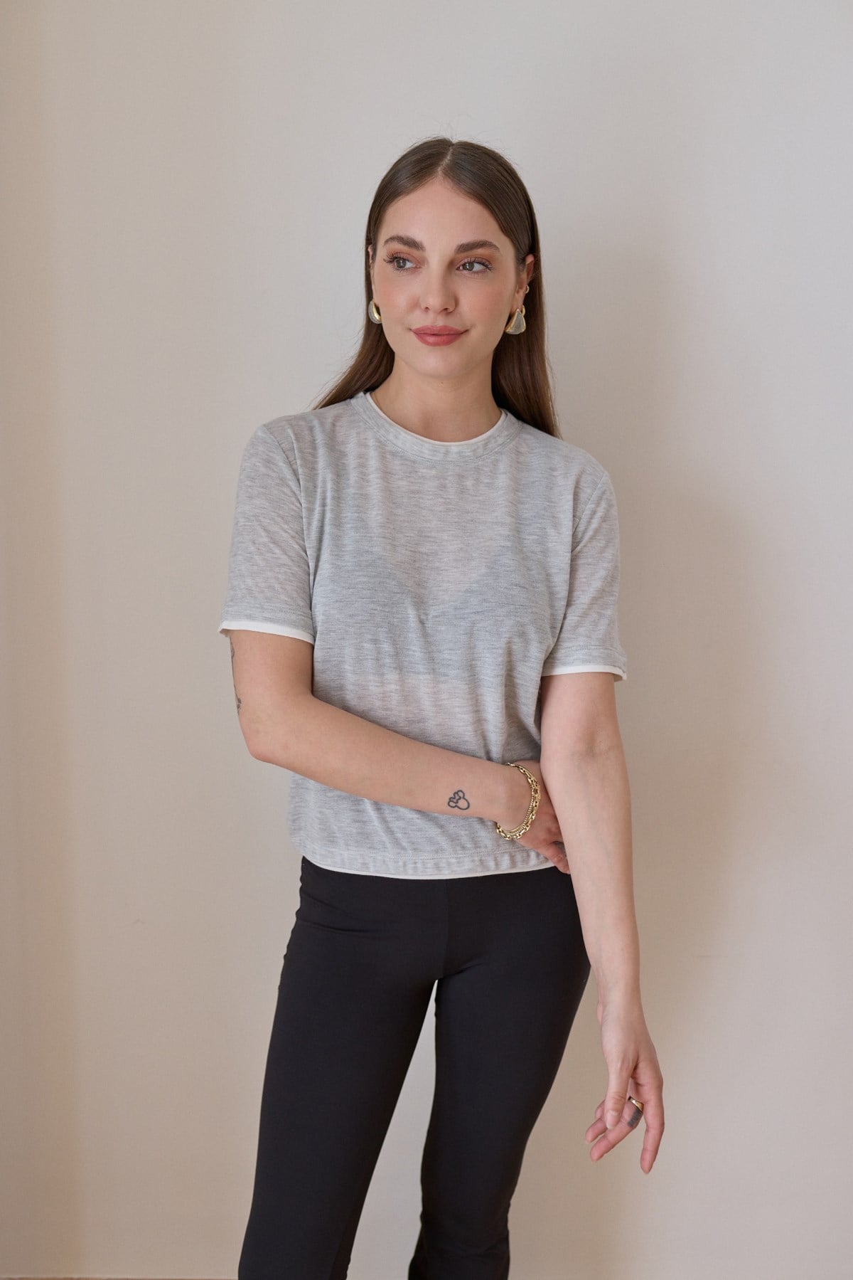 Gri Çift Dikişli Yumuşak Dokulu T-Shirt