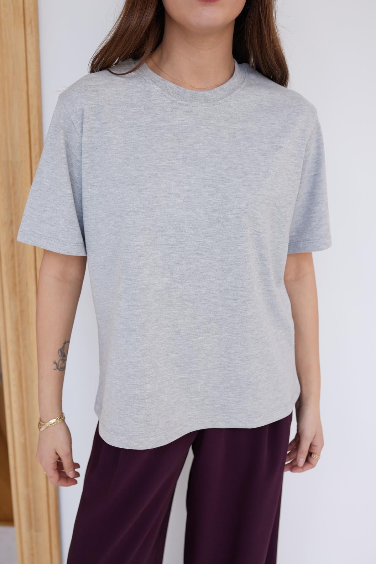 Gri Koton Kumaş Bisiklet Yaka Basic T-Shirt