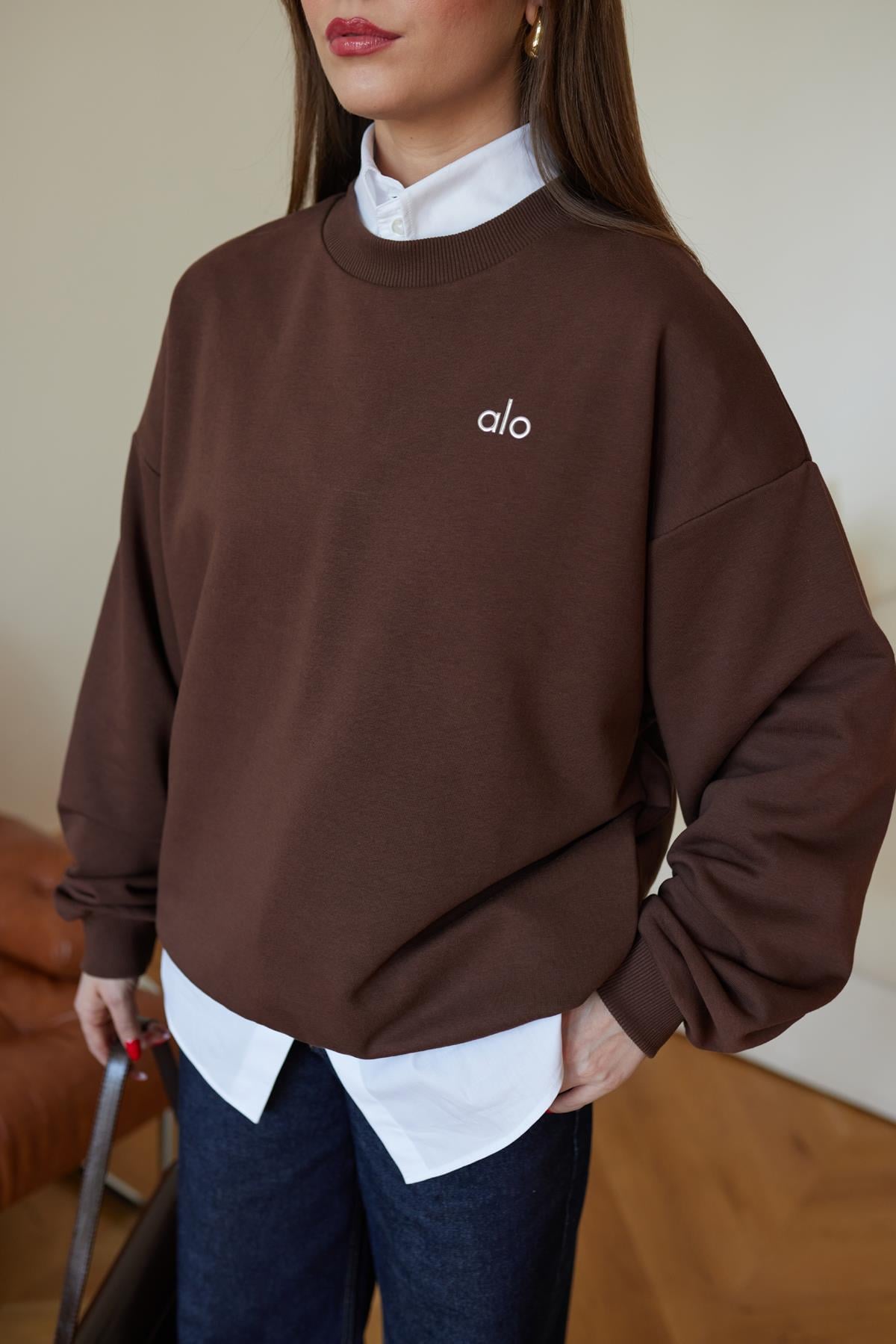 Kahve Yazı Baskılı Basic SweatShirt ( Ön Sipariş Ürünüdür 17.02.2025 Tarihinde Çıkacaktır)