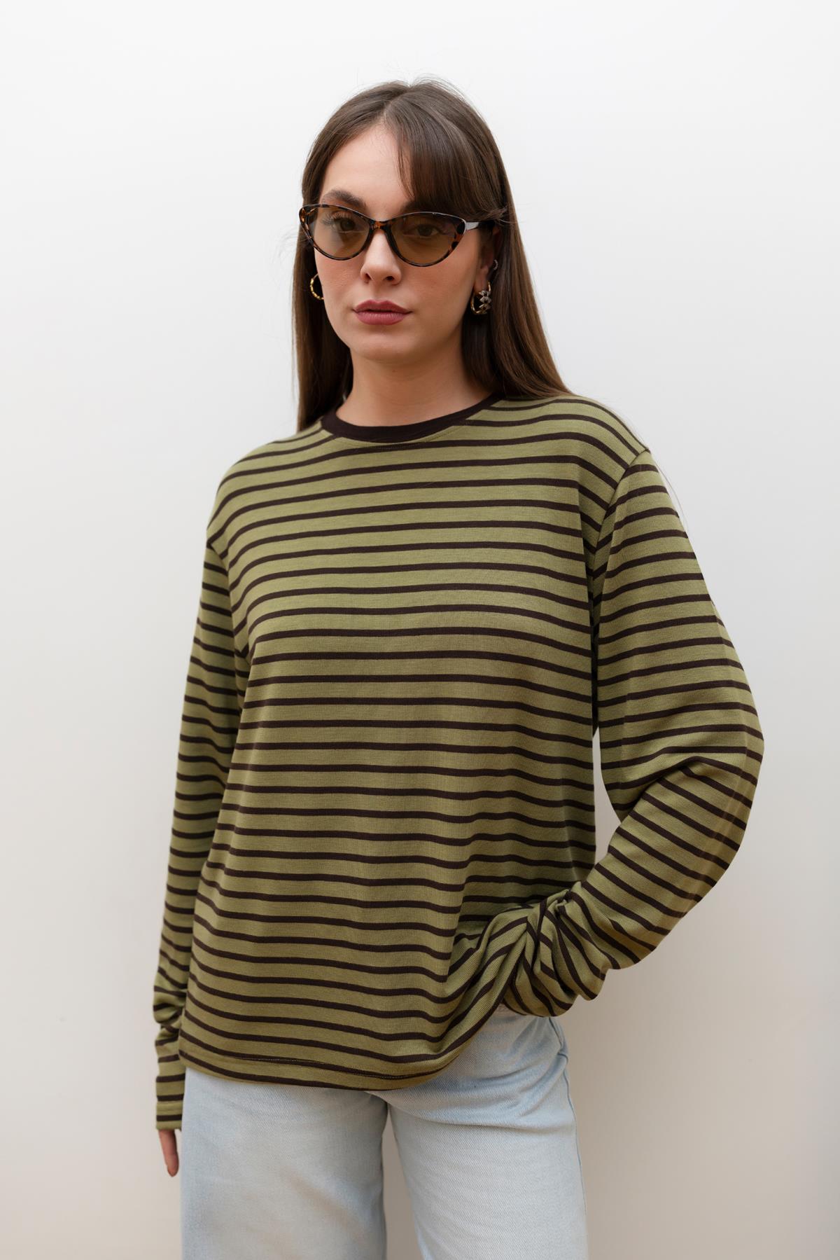 Kahve-Yeşil Biisiklet Yaka Çizgili Likralı Uzun Kollu T-Shirt