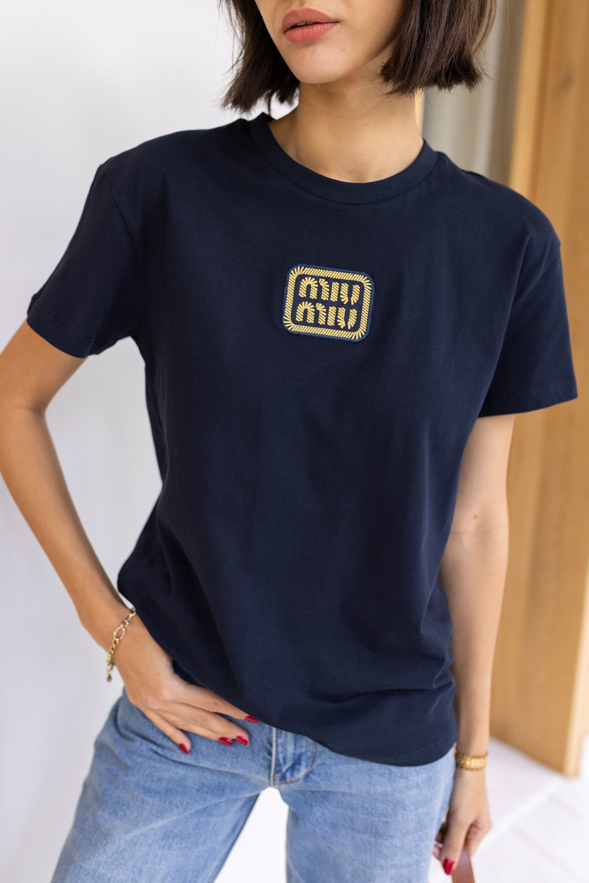 Lacivert Tasarım Nakış Yazı Detaylı T-Shirt