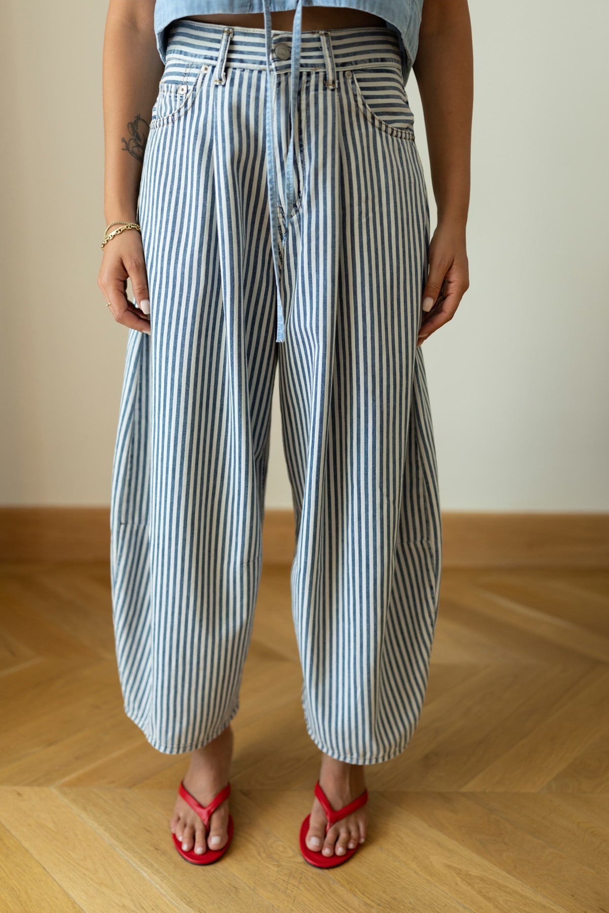 Mavi-Beyaz Çizgili Slouchy Denim Pantolon
