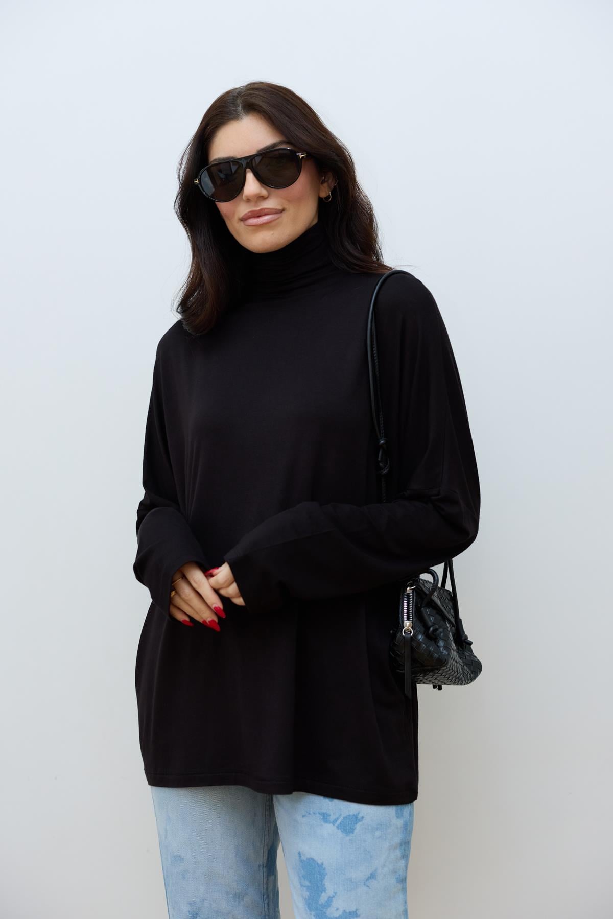 Siyah Balıkçı Yaka Oversize Likralı Bluz