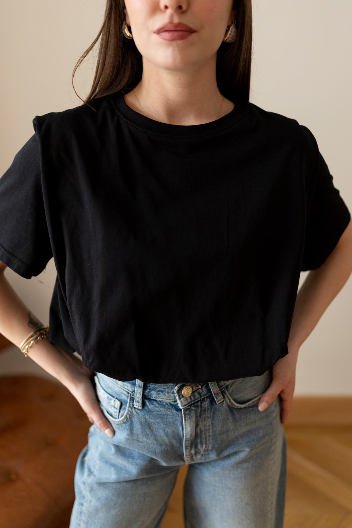 Siyah Beli Lastikli Crop T-Shirt