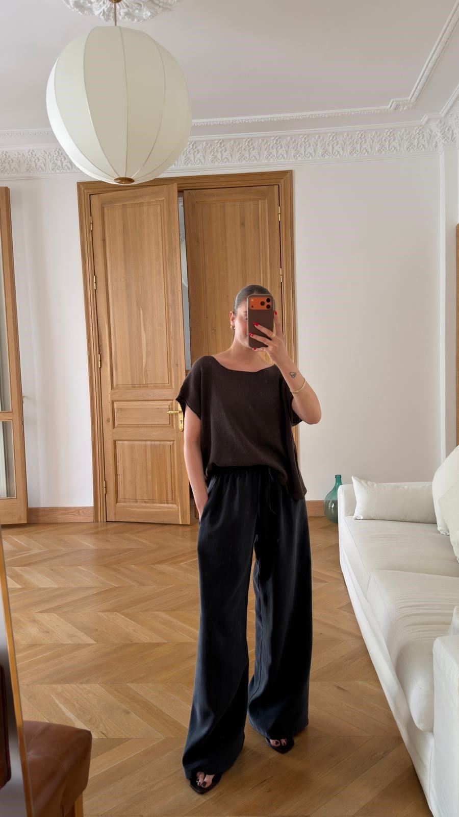 Siyah Beli Lastikli Ve Kuşaklı Bol Paça Tensel  Kumaş Pantolon