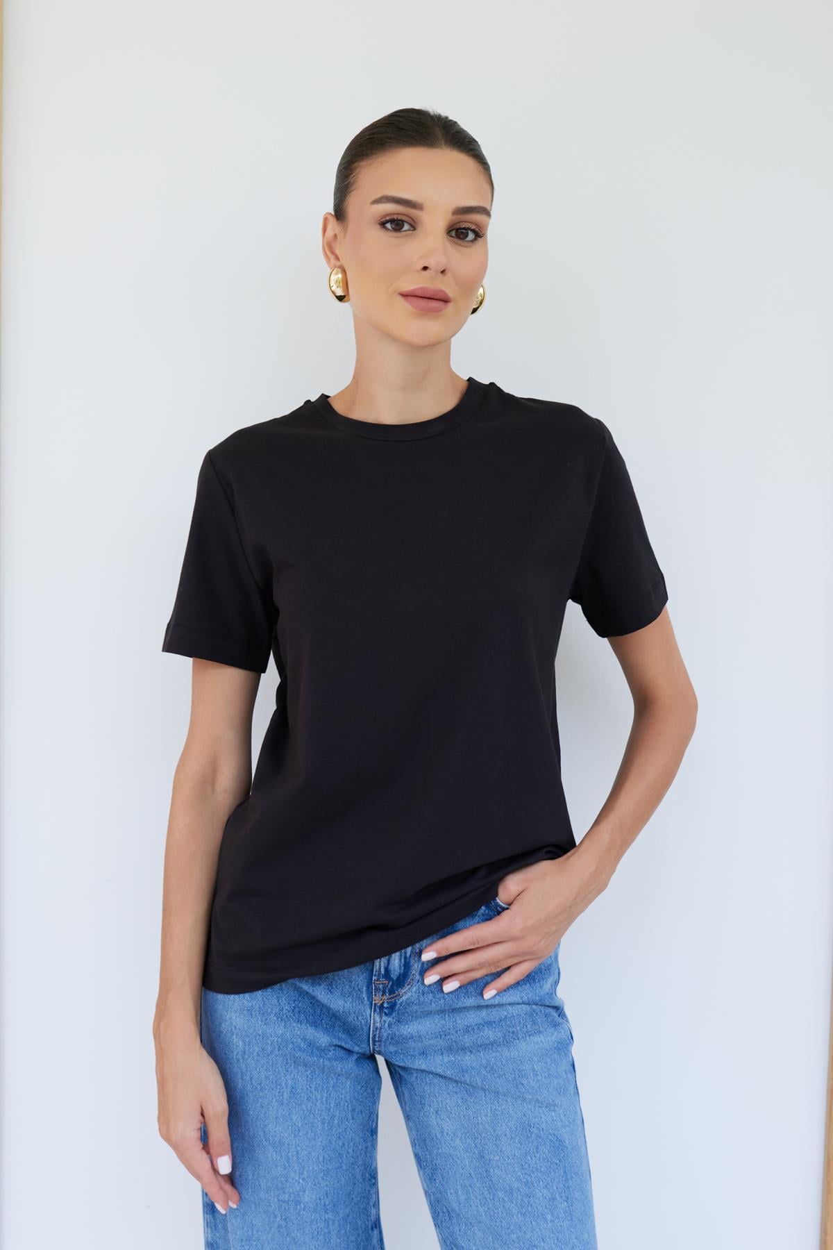 Siyah Bisiklet Yaka Koton Kumaş T-Shirt