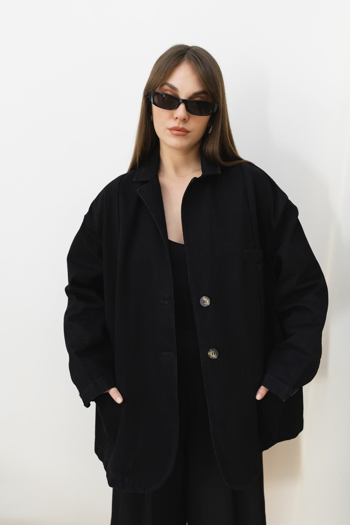 Siyah Önden İki Düğmeli Oversize Denim Ceket