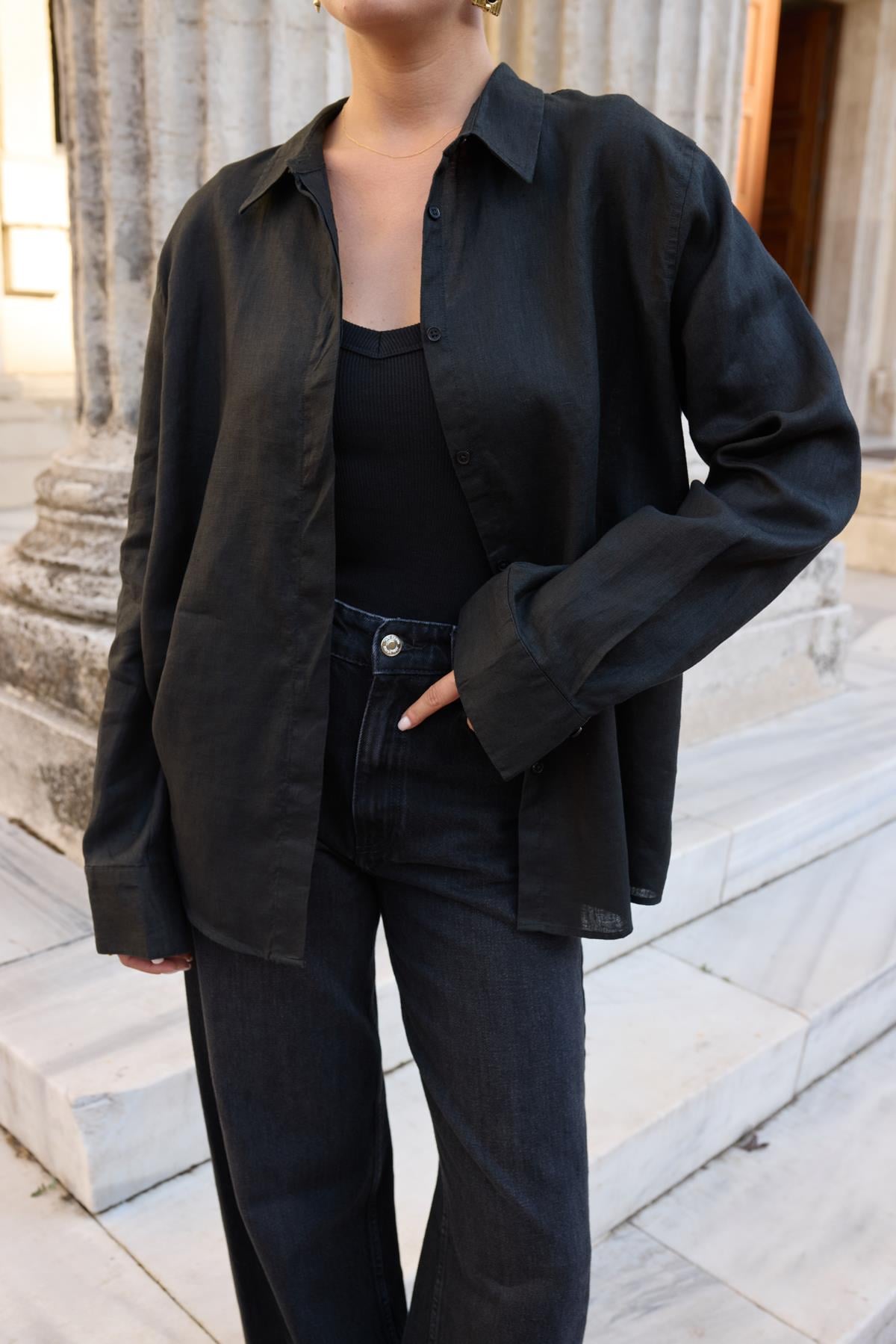 Siyah Oval Kesim Oversize Keten Gömlek