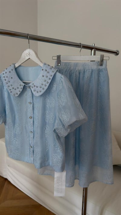 Bebe Mavi Bebe Yaka Nakış Ve Taş Detaylı Crop Ceket Etek Takım