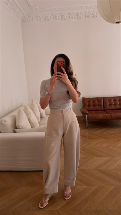 Bej Beli Ve Paçası Çıt Çıt Detaylı Slouchy Gabardin Pantolon