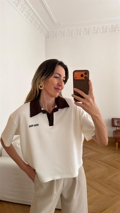 Ekru Polo Yaka Yazı Nakışlı Oversize T-Shirt